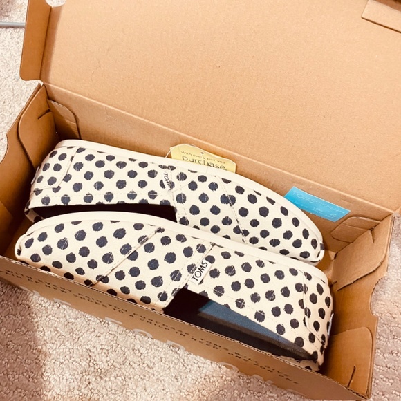 Toms Cream and black white polka dot beige size 8.5 womens new with tags NWT - Picture 4 of 6